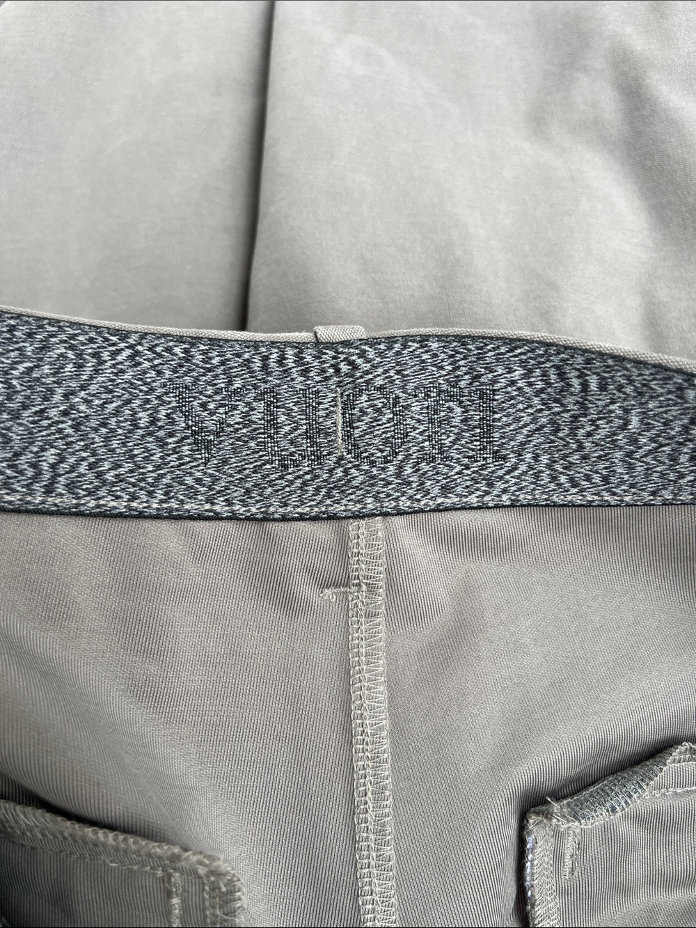 Vuori Meta Pants - Picture 10 of 13